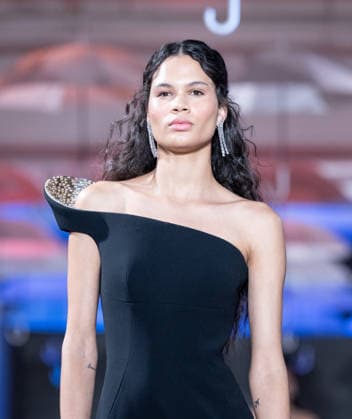 NY: Pamella Roland Fashion show Spring Summer 27 Model walks runway for Pamella Roland Spring Summer 2027 show during SS27 Fashion Week at Metropolitan Pavilion in New York, NY on September 11, 2026. New York New York United States Copyright: LevxRadin