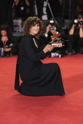 Foto IPP - cifala daniele Lido di Venezia 12 09 2026 festival del cinema 83esima mostra del cinema Nella foto: May el-Toukhy con il leone d oro per il film Woman Unknown Winners Photocall - The 83rd Ven