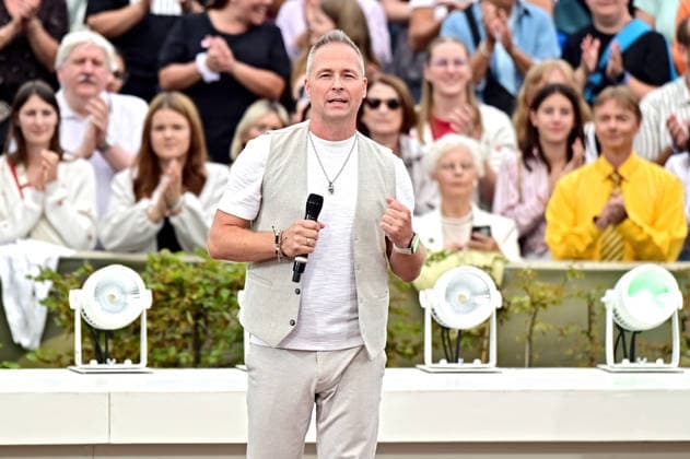 ZDF - Fernsehgarten. Sänger Mitch Keller während der ZDF - Unterhaltungsshow Fernsehgarten am 13.09.2026 in Mainz. 20260913MWI149466