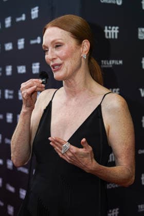 2026 Toronto International Film Festival - ˜The Debut™ Premiere Julianne Moore attends the red carpet for ˜The Debut™ premiere during the 2026 Toronto International Film Festival (TIFF) at Princess of Wales Theatre. on September 13, 2026 in Toronto, Canada. (Photo by Leonardo Ramirez Eyepix Group) Copyright: xLeonardoxRamirez xEyepixxGroupx LR13092026-03963