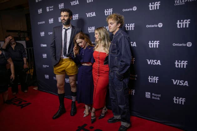 Toronto River Film Premiere TIFF Actors Dane DiLiegro (L), Jane Levy (second L), Jessica Rothe (second R), and Max Mattern (R) pose at the world premiere of River during the Toronto International Film Festival in Toronto, Canada, on September 11, 2026. The film marks the feature debut for writer-director Joshua Giuliano. The slasher follows three siblings who are stalked by a masked killer while stranded on a rural waterway. Toronto Ontario Canada Copyright: xArashxOskooiex