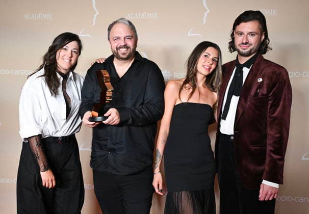 September 13, 2026, Montreal, Pq, CANADA: The team from Salut Les Colocs! hold up their trophy at the Gala Gemeaux awards ceremony in Montreal, on Sunday, Sept. 13, 2026. Montreal CANADA  - ZUMAc35_ 20260913_zaf_c35_196 Copyright: xGrahamxHughesx