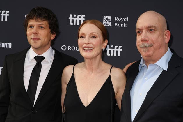 51st Toronto International Film Festival Red carpet for the film The Debut Director Jesse Eisenberg, Julianne Moore, and Paul Giamatti 459658 September 13, 2026 Toronto, Canada  Copyright: xIsabellexVautierx xStarfacex STAR_459658_125