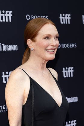 2026 Toronto International Film Festival - The Debut Premiere Julianne Moore attends the premiere of The Debut during the 2026 Toronto International Film Festival at Princess of Wales Theatre on September 13, 2026 in Toronto, Ontario. Toronto Ontario Canada Copyright: xPicjer imageSPACEx