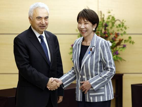 Fatih Birol - Sanae Takaichi meeting in Japan TOKYO, JAPAN - SEPTEMBER 14: (----EDITORIAL USE ONLY MANDATORY CREDIT - FRANCK ROBICHON POOL EPA - NO MARKETING NO ADVERTISING CAMPAIGNS - DISTRIBUTED AS A SERVICE TO CLIENTS----) Japanese Prime Minister Sanae Takaichi (R) shakes hands with Fatih Birol, Executive Director of the International Energy Agency (IEA), ahead of their meeting at the prime minister s office in Tokyo, Japan, 14 September 2026. Franck Robichon Pool EPA Anadolu Tokyo Japan. Editorial use only. Please get in touch for any other usage.  Copyright: x2026xAnadoluxFranckxRobichonx xPoolx xEPAx