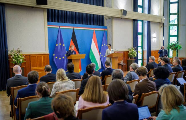 Johann Wadephul (CDU), Bundesaussenminister, aufgenommen im Rahmen seiner Reise nach Ungarn. Hier mit Aussenministerin Anita Orban. Fotografiert im Auftrag des Auswaertigen Amtes Budapest Ungarn
