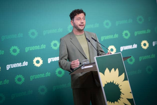 Pressekonferenz Bundesvorsitzender Felix Banaszak, Bündnis 90 Die Grünen, zu aktuellen Themen;Pressekonferenz Bundesvorsitzender Felix Banaszak, Bündnis 90 Die Grünen, zu aktuellen Themen, Berlin Berlin Deutschland Parteizentrale
