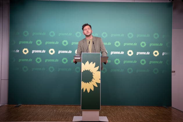 Pressekonferenz Bundesvorsitzender Felix Banaszak, Bündnis 90 Die Grünen, zu aktuellen Themen;Pressekonferenz Bundesvorsitzender Felix Banaszak, Bündnis 90 Die Grünen, zu aktuellen Themen, Berlin Berlin Deutschland Parteizentrale