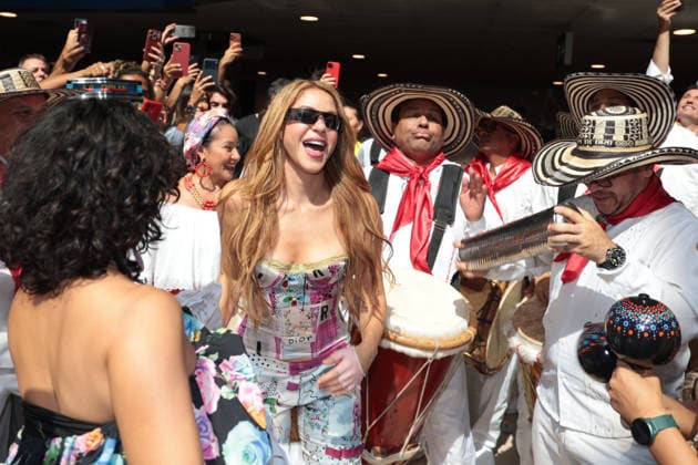 Shakira arrives in Madrid to kick off her 12-concert run. Singer Shakira upon her arrival at Adolfo Suárez Madrid-Barajas Airport on September 14, 2026, in Madrid, Spain. The Colombian artist arrives in Madrid to begin a nearly one-month run with 12 concerts scheduled at the Shakira Stadium, built at the Iberdrola Music Park in Villaverde, a venue with a capacity for more than 50,000 people. The concerts in Madrid are the only European stop on her Las Mujeres Ya no Lloran World Tour. Macondo Park has also been built around the stadium, a temporary city covering 150,000 square meters that will be open from 12:00 p.m. to midnight CELEBRITIES AIRPORT CONCERTS SHAKIRA TOUR José Ramó Madrid Madrid, Spain  Copyright: xJosÃ xRamonxHernandox 7774557