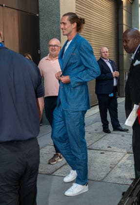 NEW YORK, NY- SEPTEMBER 14: Alexander Zverev seen at ABC Studios in New York City on September 14, 2026. Credit: Camara Porter USA - ZUMAa123 20260914_zaa_a123_005 Copyright: xAdMediax
