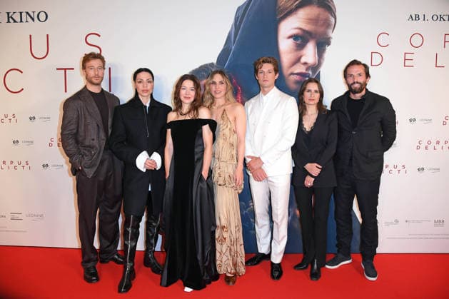 Alexander Fehling, Haley Louise Jones, Hannah Herzsprung, Lena Stahl, Damian Hardung, Laura Mihajlovic, Quirin Berg bei der Premiere des Kinofilms CORPUS DELICTI im Delphi Filmpalast in Berlin am 14.09.2026