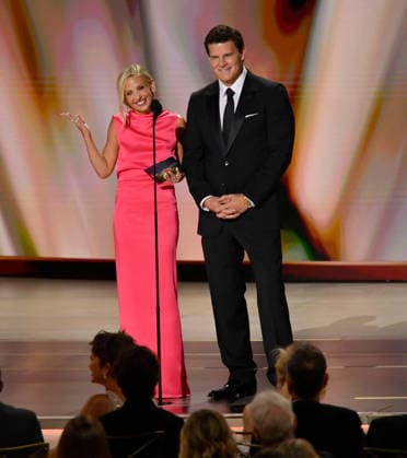 (L-R) Sarah Michelle Gellar and David Boreanaz speak onstage during the 78th annual Primetime Emmy Awards at the Peacock Theater in Los Angeles on Monday, September 14, 2026.  LAP2026091449 JIMxRUYMEN