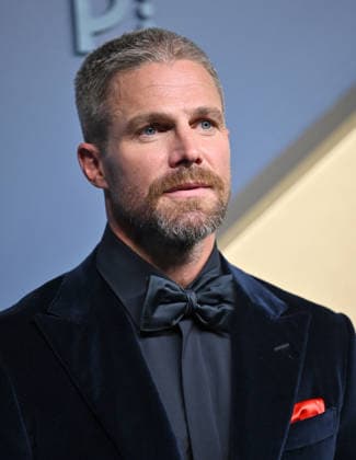 Stephen Amell arrives for the 78th annual Primetime Emmy Awards at the Peacock Theater in Los Angeles on Monday, September 14, 2026.  LAP20260914555 CHRISxCHEW