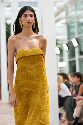 Simorra - Mercedes Benz Fashion Week Madrid, Spain - sep 2026 A model parades with Simorra design during Mercedes Benz Fashion Week Madrid Cibeles Palace in Madrid, 14 of February of 2026 Spain Madrid Spain Copyright: xAtilanoxGarciax xSOPAxImagesx PHOTO07566