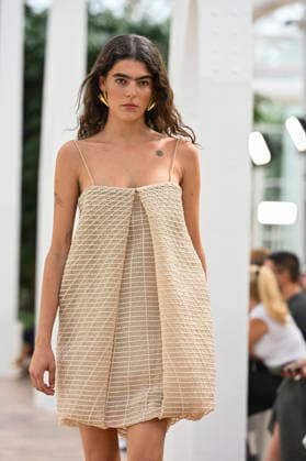 Simorra - Mercedes Benz Fashion Week Madrid, Spain - sep 2026 A model parades with Simorra design during Mercedes Benz Fashion Week Madrid Cibeles Palace in Madrid, 14 of February of 2026 Spain Madrid Spain Copyright: xAtilanoxGarciax xSOPAxImagesx PHOTO07586