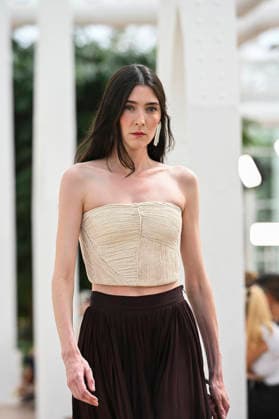 Simorra - Mercedes Benz Fashion Week Madrid, Spain - sep 2026 A model parades with Simorra design during Mercedes Benz Fashion Week Madrid Cibeles Palace in Madrid, 14 of February of 2026 Spain Madrid Spain Copyright: xAtilanoxGarciax xSOPAxImagesx PHOTO07598