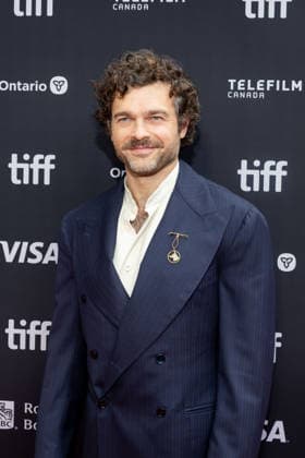 2026 Toronto International Film Festival - A Talent For Murder Premiere Alden Ehrenreich attends the premiere of A Talent For Murder during the 2026 Toronto International Film Festival at Roy Thomson Hall on September 14, 2026 in Toronto, Ontario. Toronto Roy Thomson Hall Ontario Canada Copyright: xPicjer imageSPACEx