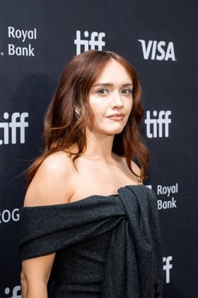 2026 Toronto International Film Festival - A Talent For Murder Premiere Olivia Cooke attends the premiere of A Talent For Murder during the 2026 Toronto International Film Festival at Roy Thomson Hall on September 14, 2026 in Toronto, Ontario. Toronto Roy Thomson Hall Ontario Canada Copyright: xPicjer imageSPACEx