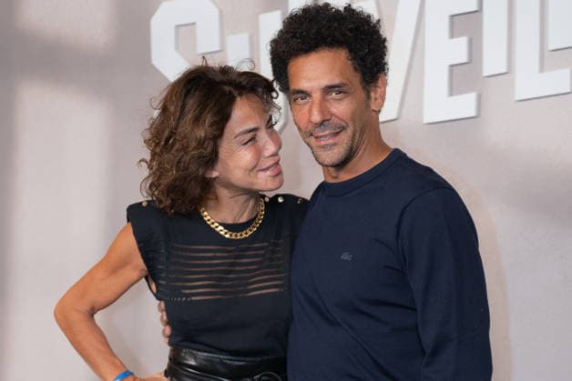 Premiere de la sÃ rie Disney+ Surveillant ! Tomer Sisley et Sandra Zeitoun au photocall de la premiere de la sÃ rie Disney+ Surveillant ! au Grand Rex Ã Paris, le 14 09 2026  Copyright: xYoannxOuahcenex
