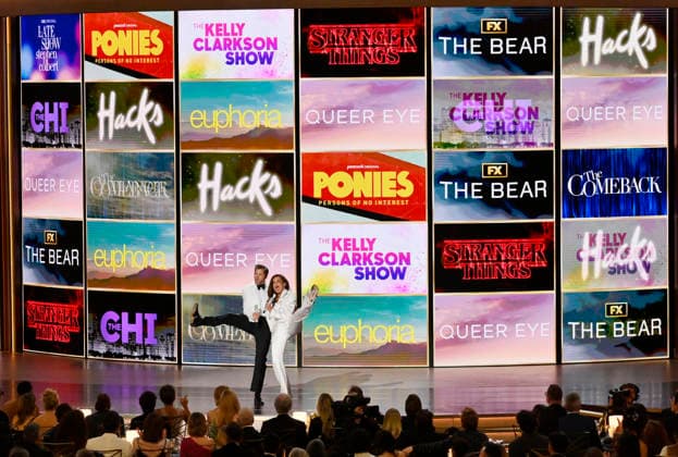 Andrew Rannells (L) and Mariska Hargitay perform on stage during the 78th annual Primetime Emmy Awards at the Peacock Theater in Los Angeles on Monday, September 14, 2026.  LAP20260914915 JIMxRUYMEN