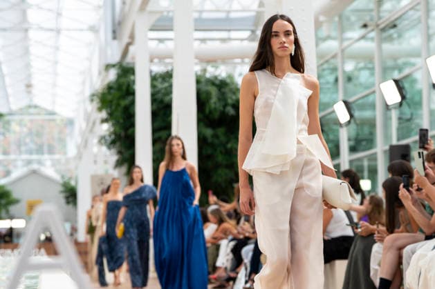 Models present creations from Simorra s FOLD IN collection for spring-summer 2027 during Mercedes-Benz Fashion Week Madrid. The Barcelona-based label, founded in 1978 by Javier Simorra, explores shapes, curves and the fold as a central element in this collection, with garments that adapt to the body and celebrate a beauty that resists rigidity. September 14,2026. (202609141695)