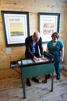 Duke of Cornwall visit to Dartmoor The Prince of Wales, who is known as the Duke of Cornwall whilst in Cornwall, makes a print with Emma Hogbin of the Princetown Press during a visit to Princetown in Dartmoor to launch the new Princetown Community Fund. The new fund will make at least Å250,000 available to support locally led projects delivering social, economic and environmental benefit to the community of Princetown. Picture date: Tuesday September 15, 2026. PA Photo., Credit:Aaron Chown PA ROTA - B68 Avalon UK, Princetown  Copyright: xAaronxChownx xPAxROTAx-xB68x xAvalonx 1134887817