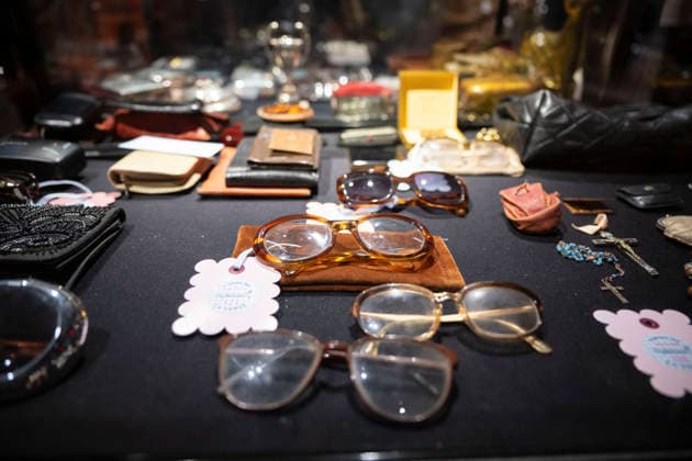 Personal Belongings of Brigitte Bardot to be Auctioned - Paris This photograph shows details of an exhibition ahead of an auction of Brigitte Bardot s personal belongings at Hotel Drouot in Paris on September 15, 2026, ahead of an auction of her memorabilia and clothing.Photo by Eliot Blondet ABACAPRESS.COM Paris France France  Copyright: xBlondetxEliot ABACAx