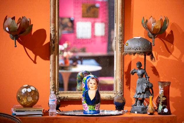 Personal Belongings of Brigitte Bardot to be Auctioned - Paris This photograph shows details of an exhibition ahead of an auction of Brigitte Bardot s personal belongings at Hotel Drouot in Paris on September 15, 2026, ahead of an auction of her memorabilia and clothing.Photo by Eliot Blondet ABACAPRESS.COM Paris France France  Copyright: xBlondetxEliot ABACAx