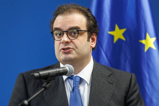 Lars Klingbeil (SPD), Bundesfinanzminister bei einem Pressestatement mit dem Praesidenten der Eurogruppe Kyriakos Pierrakakis Lars Klingbeil (SPD), Bundesfinanzminister bei einem Pressestatement mit dem Praesidenten der Eurogruppe Kyriakos Pierrakakis im Finanzministerium am 15.09.2026 in Berlin. Berlin Berlin Deutschland Finanzministerium