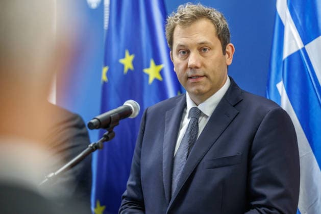 Lars Klingbeil (SPD), Bundesfinanzminister bei einem Pressestatement mit dem Praesidenten der Eurogruppe Kyriakos Pierrakakis Lars Klingbeil (SPD), Bundesfinanzminister bei einem Pressestatement mit dem Praesidenten der Eurogruppe Kyriakos Pierrakakis im Finanzministerium am 15.09.2026 in Berlin. Berlin Berlin Deutschland Finanzministerium