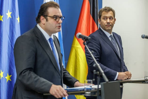 Lars Klingbeil (SPD), Bundesfinanzminister bei einem Pressestatement mit dem Praesidenten der Eurogruppe Kyriakos Pierrakakis Lars Klingbeil (SPD), Bundesfinanzminister bei einem Pressestatement mit dem Praesidenten der Eurogruppe Kyriakos Pierrakakis im Finanzministerium am 15.09.2026 in Berlin. Berlin Berlin Deutschland Finanzministerium