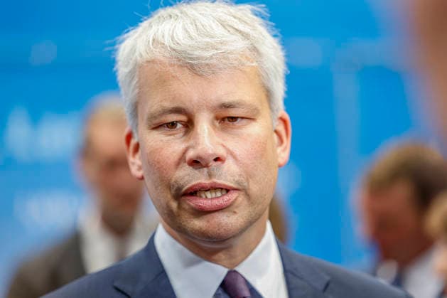 Eröffnung der IAA Transportation 2026 mit Messerundgang Stand des Bundesverkehrsministerium: Steffen Bilger (CDU), Bundesminister für Verkehr der Bundesrepublik Deutschland Hannover Hannover Messe Niedersachsen, Region Hannover Germany
