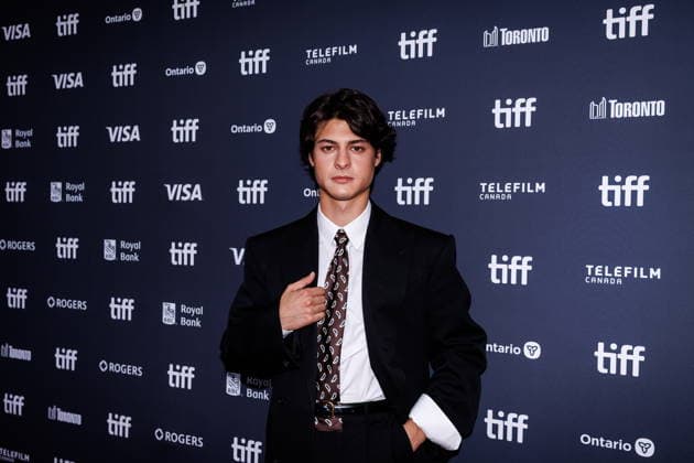 September 15, 2026, Toronto, On, Canada: Milo Quifes is photographed on the red carpet for the film La Bola Negra during the Toronto International Film Festival in Toronto, on Tuesday, Sept. 15, 2026. Toronto Canada  - ZUMAc35_ 20260915_zaf_c35_089 Copyright: xKeitoxNewmanx