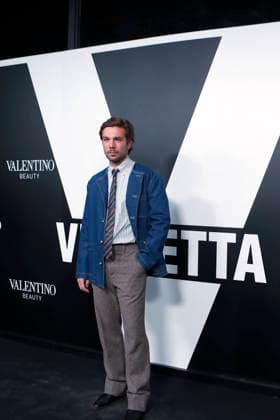 September 15, 2026, Madrid, Community Of Madrid, Spain: Spanish actor and newly appointed local brand ambassador CARLOS CUEVAS poses for photographers during a photocall for the launch of Valentino Beauty s new Prestige fragrance franchise, Vendetta , at the Palacio de Convenciones on Tuesday, September 15, 2026, in Madrid, Spain. The acclaimed Catalan actor, widely known for his breakout roles in hit series like Merli and Smiley , and his performance in the historical film La Abadesa , steps into the fashion and beauty spotlight to introduce the luxury brand s latest iconic scent. The exclusive presentation marks a decisive new chapter for the prestigious house in the Spanish market. Madrid Spain - ZUMAo127 20260915_zep_o127_162 Copyright: xHugoxOrtunox