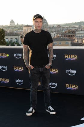 Fedez At RIP2 Roast in Peace Season 2 Photocall - Rome Fedez attends the photocall for the second season of the Prime Video series RIP2 - Roast in Peace in Rome, Italy on September 15, 2026. Photo by Andrea Bracaglia ABACAPRESS.COM Rome Italy Italy  Copyright: xBracagliaxAndrea ABACAx