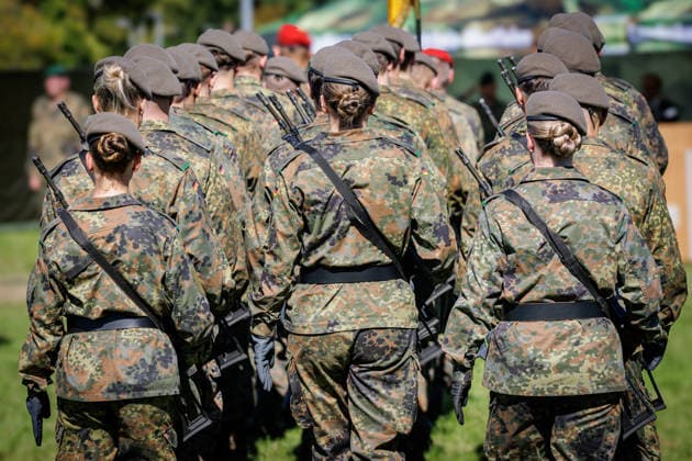 Bundeswehr bekommt Problem um sexuelles Fehlverhalten nicht in den Griff, Symbolbilder 15.09.2026. Düsseldorf. Randaufnahmen bei einer Kommandoübergabe im Landeskommando Nordrhein-Westfalen. Düsseldorf Landeskommando Nordrhein-Westfalen, Wilhelm-Raabe-Straße Nordrhein-Westfalen Deutschland