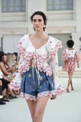 parades with Celia B in Madrid A model parades with Celia B design during Mercedes Benz Fashion Week Madrid Cibeles Palace in Madrid, 15 February of 2026 Spain Featuring: A model parades with Celia B design during Mercedes Benz Fashion Week Madrid Cibeles Palace in Madrid, 15 February of 2026 Spain Where: Madrid, Spain When: 15 Sep 2026 Credit: Oscar Gonzalez WENN Madrid Spain Copyright: xOscarxGonzalez WENNx wenn41662927 OFA ZOJx wenn41662927