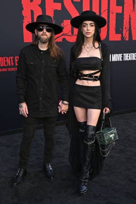 Cameron Vamp und LeeAnna Vamp bei der Weltpremiere des Kinofilms Resident Evil im United Theater on Broadway. Los Angeles, 15.09.2026