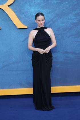 . 16 09 2026. London, United Kingdom. Phoebe Fox arriving at the War world premiere in London.  xStephenxLockx xi-Imagesx IIM-27007-0002