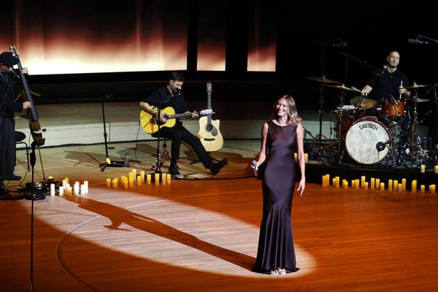Leony, die Sängerin bei ihrem exklusiven Konzert in der Elbphilharmonie am 16.09.2026 in Hamburg singer and songwriter Leony performs at her exclusive concert at the Elbphilharmonie on September 16, 2026 in Hamburg, Germany Leony- exklusives Konzert in der Elbphilharmonie in Hamburg