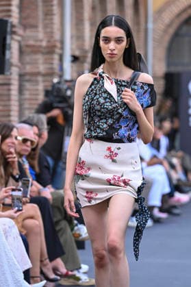 September 16, 2026, Madrid, Spain: A model parades with MoisÃ s Nieto design during Mercedes Benz Fashion Week Madrid Cibeles Palace. Madrid Spain  - ZUMAs197 20260916_aaa_s197_483 Copyright: xAtilanoxGarciax