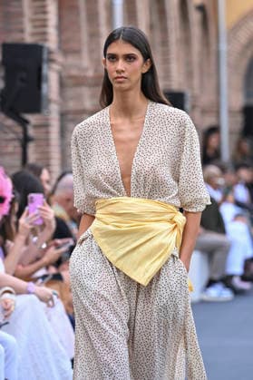September 16, 2026, Madrid, Spain: A model parades with MoisÃ s Nieto design during Mercedes Benz Fashion Week Madrid Cibeles Palace. Madrid Spain  - ZUMAs197 20260916_aaa_s197_496 Copyright: xAtilanoxGarciax