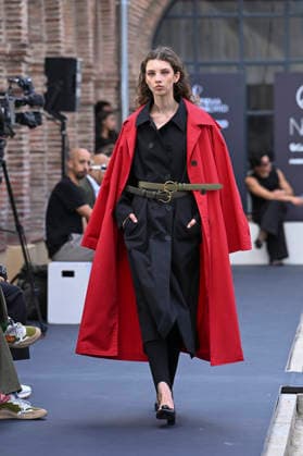 September 16, 2026, Madrid, Spain: A model parades with MoisÃ s Nieto design during Mercedes Benz Fashion Week Madrid Cibeles Palace. Madrid Spain  - ZUMAs197 20260916_aaa_s197_500 Copyright: xAtilanoxGarciax