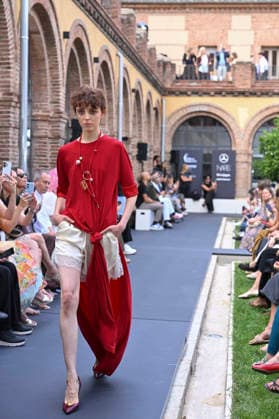 September 16, 2026, Madrid, Spain: A model parades with MoisÃ s Nieto design during Mercedes Benz Fashion Week Madrid Cibeles Palace. Madrid Spain  - ZUMAs197 20260916_aaa_s197_521 Copyright: xAtilanoxGarciax