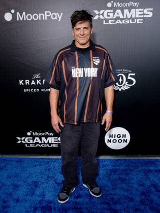 September 16, 2026, Los Angeles, California, USA: DAVE SYPNIEWSKI attends the 2026 MoonPay X Games League Winter Draft blue carpet. Los Angeles USA  - ZUMAb173 20260916_aap_b173_055 Copyright: xBillyxBennightx