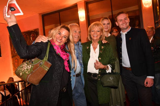 Günther Steinberg mit Ehefrau Margot und Familie Premiere Oktoberfest - A Musical Beinah wahr¦. (An almost true story) Komödie im Bayerischen Hof München 16. Sept. 2026