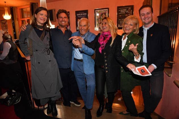 Günther Steinberg mit Ehefrau Margot und Familie Premiere Oktoberfest - A Musical Beinah wahr¦. (An almost true story) Komödie im Bayerischen Hof München 16. Sept. 2026