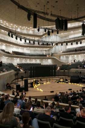 ABB LEONY- Uebersicht Konzert im grossen Saal der Elbphilharmonie beim E.On New Energy Experience am 16.09.2026 in Hamburg