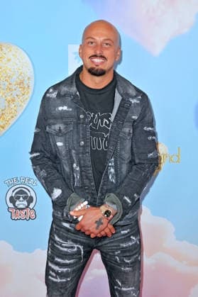 LOVE ISLAND VIP . Santino Schwarzenberger anläßlich der LOVE ISLAND VIP Premiere und Screening am 16.09.2026 auf Schloss Arff Köln. 20260916MWI149829
