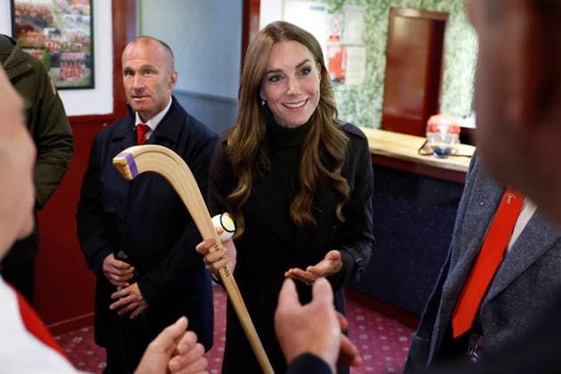 . 17 09 2026. Isle of Bute, United Kingdom. Prince William and Kate Middleton, the Prince and Princess of Wales, during a visit to the Bute Shinty Club in Rothesay, on the Isle of Bute, in Scotland, United Kingdom.  xPoolx xi-Imagesx IIM-27012-0010